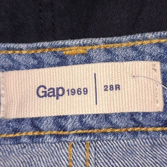 Gap Ladies 1969 jeans NWOT - Picture 4 of 9